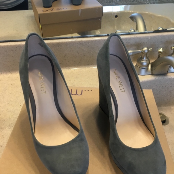 wedges - Picture 2 of 3